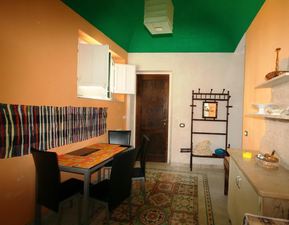 Appartamentino Pomelia Erice Extérieur photo